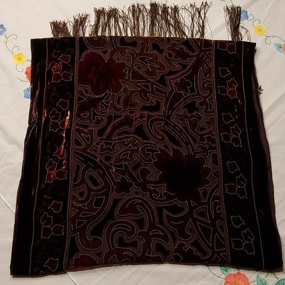 J&X Accessories - J& X NY floral scarf